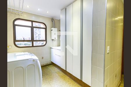 Apartamento à venda com 250m², 4 quartos e 3 vagasÁrea de Serviço