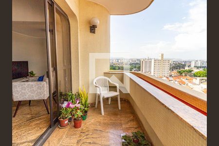 Apartamento à venda com 250m², 4 quartos e 3 vagasVaranda