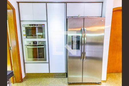 Apartamento à venda com 250m², 4 quartos e 3 vagasCozinha