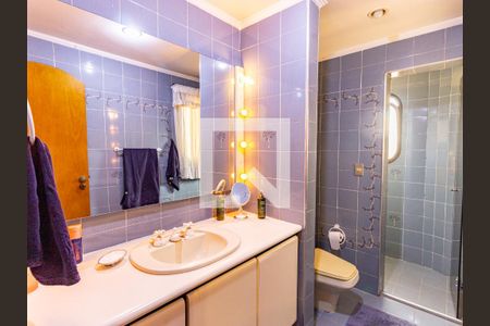 Apartamento à venda com 250m², 4 quartos e 3 vagasBanheiro da Suíte 2