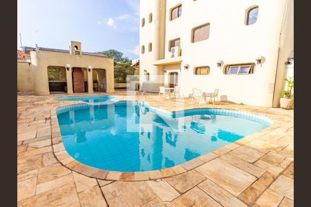Apartamento à venda com 250m², 4 quartos e 3 vagasÁrea comum - Piscina