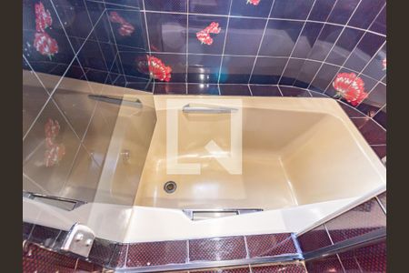 Apartamento à venda com 250m², 4 quartos e 3 vagasBanheiro da Suíte 3