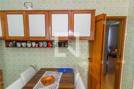 Apartamento à venda com 101m², 3 quartos e 1 vagaCozinha