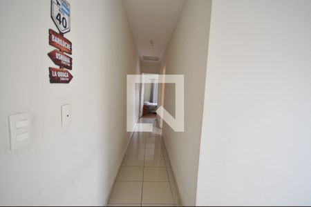 Casa à venda com 188m², 3 quartos e 4 vagasCorredor