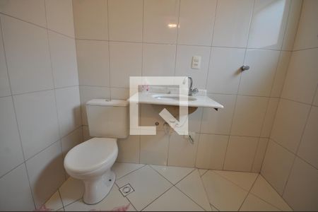 Casa à venda com 188m², 3 quartos e 4 vagasBanheiro da Suíte 2