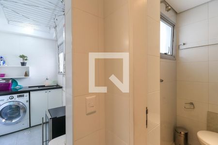 Apartamento para alugar com 140m², 3 quartos e 2 vagasBanheiro de serviço