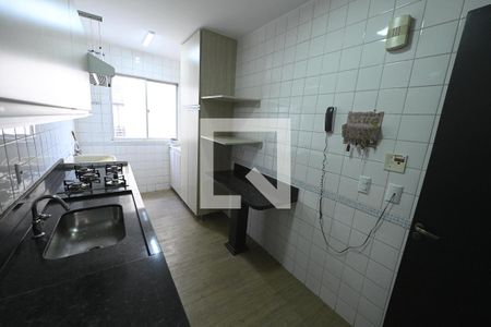 Cozinha de apartamento à venda com 2 quartos, 58m² em Jardim Leblon, Goiânia