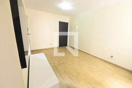 Apartamento à venda com 58m², 2 quartos e 1 vaga Apartamento à venda com 58m², 2 quartos e 1 vagaSala