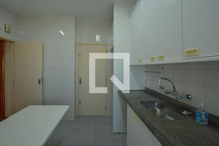 Apartamento à venda com 210m², 3 quartos e 3 vagasCozinha