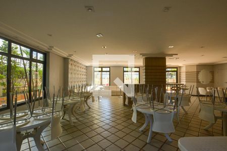 Apartamento à venda com 210m², 3 quartos e 3 vagasÁrea comum - Salão de festas