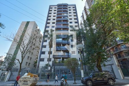 Apartamento à venda com 210m², 3 quartos e 3 vagasFachada
