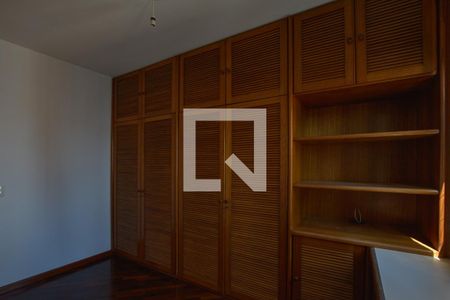 Apartamento à venda com 210m², 3 quartos e 3 vagasQuarto 2