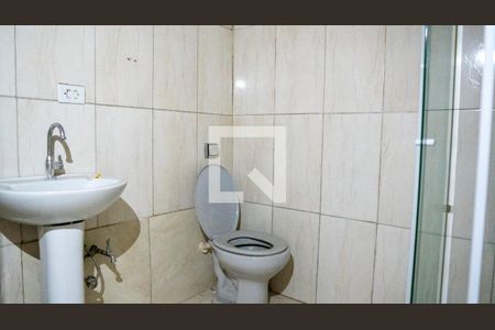 Banheiro de apartamento para alugar com 1 quarto, 24m² em Santa Efigênia, São Paulo