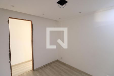 Quarto 1 de casa para alugar com 3 quartos, 65m² em Porto Novo, São Gonçalo