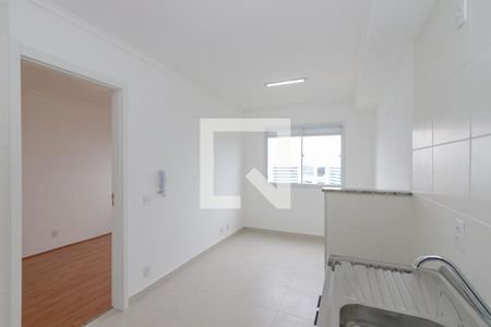 Sala/Cozinha de apartamento à venda com 1 quarto, 42m² em Jardim Mirante, São Paulo
