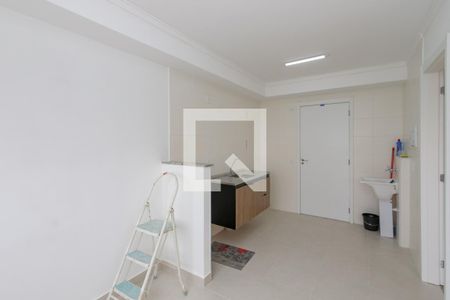 Sala/Cozinha de apartamento para alugar com 1 quarto, 42m² em Jardim Mirante, São Paulo