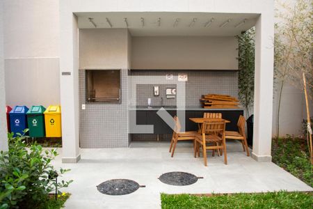 Apartamento para alugar com 32m², 2 quartos e sem vagaÁrea comum - Churrasqueira