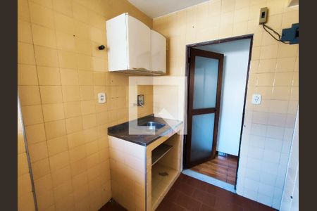 Apartamento para alugar com 74m², 2 quartos e 1 vagaCozinha