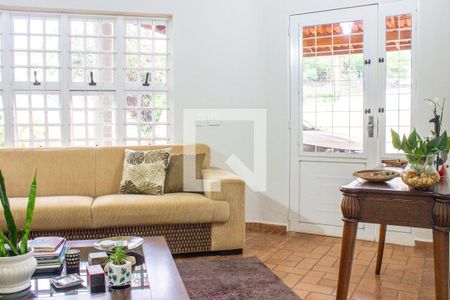 Sala de casa à venda com 4 quartos, 243m² em Fazenda Santa Cândida, Campinas