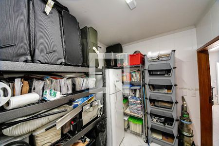 Casa à venda com 90m², 2 quartos e 2 vagas Casa à venda com 90m², 2 quartos e 2 vagasCozinha