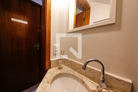 Casa à venda com 90m², 2 quartos e 2 vagas Casa à venda com 90m², 2 quartos e 2 vagasLavabo