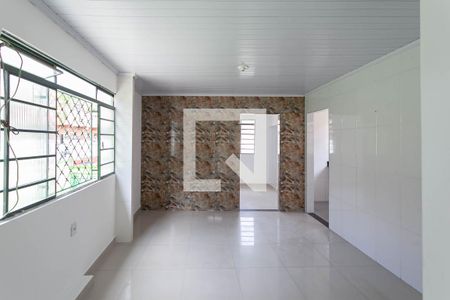 Sala  de casa para alugar com 1 quarto, 46m² em Tupi B, Belo Horizonte
