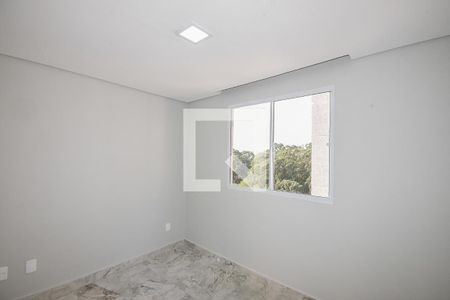 Quarto 1 de apartamento para alugar com 2 quartos, 42m² em Jardim Maria Duarte, São Paulo