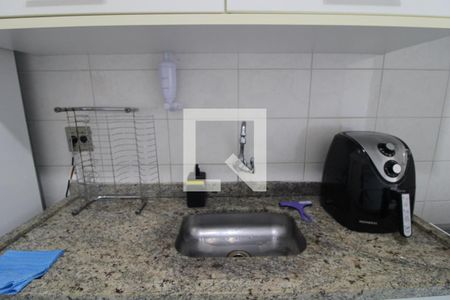 Apartamento à venda com 64m², 2 quartos e 1 vagaPia da cozinha