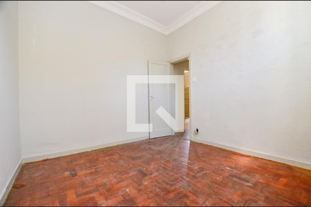 Quarto 2 de apartamento para alugar com 2 quartos, 80m² em Sagrada Família, Belo Horizonte