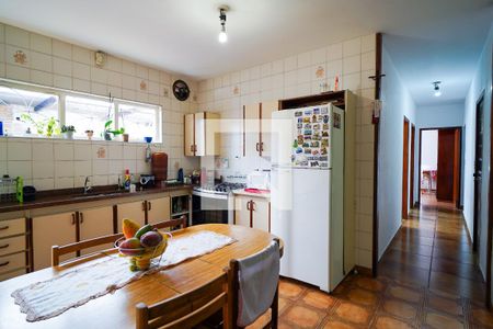 Casa para alugar com 234m², 3 quartos e 6 vagasCozinha