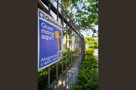 Casa para alugar com 234m², 3 quartos e 6 vagasFachada