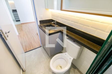 Banheiro de apartamento à venda com 2 quartos, 43m² em Jardim Monte Alegre, Taboão da Serra