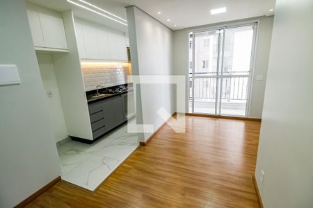 Sala de apartamento à venda com 2 quartos, 43m² em Jardim Monte Alegre, Taboão da Serra