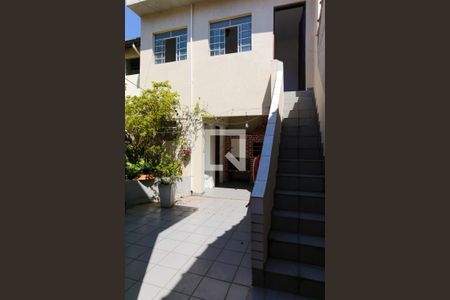 Casa para alugar com 180m², 3 quartos e 2 vagasQuintal