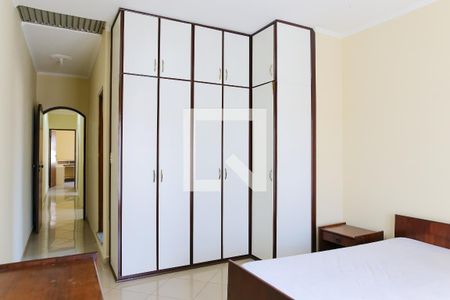 Casa para alugar com 180m², 3 quartos e 2 vagasQuarto 1