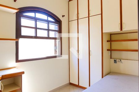 Casa para alugar com 180m², 3 quartos e 2 vagasQuarto 2