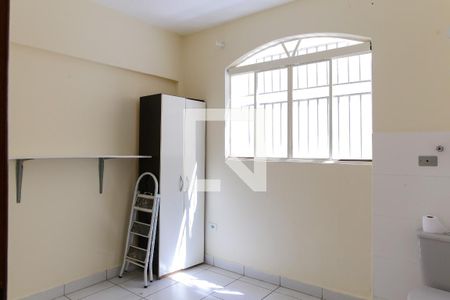 Casa para alugar com 180m², 3 quartos e 2 vagasBanheiro