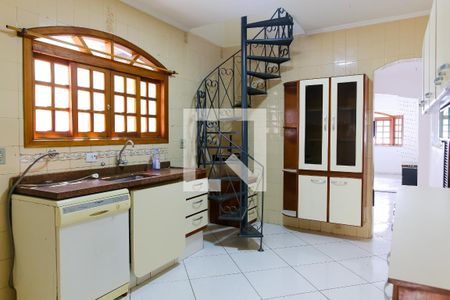 Casa para alugar com 180m², 3 quartos e 2 vagasCozinha