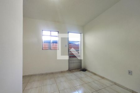 Quarto  de casa para alugar com 1 quarto, 40m² em Macaúbas, Salvador