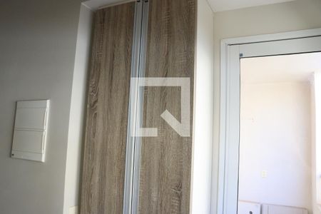 Apartamento para alugar com 65m², 2 quartos e 1 vaga Apartamento para alugar com 65m², 2 quartos e 1 vagaDetalhe da area de serviço