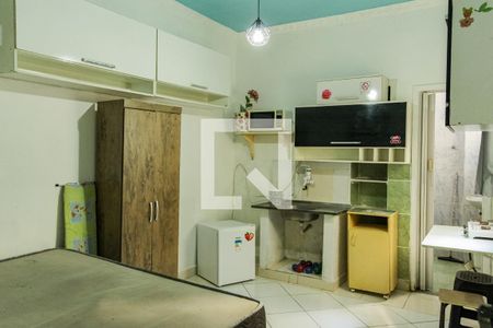 Kitnet de kitnet/studio para alugar com 1 quarto, 20m² em Copacabana, Rio de Janeiro