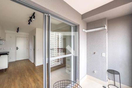 Varanda de kitnet/studio para alugar com 1 quarto, 25m² em Vila Mariana, São Paulo