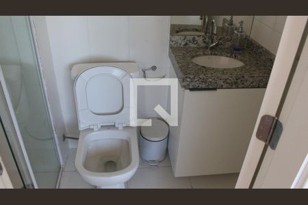 Banheiro de kitnet/studio para alugar com 1 quarto, 25m² em Tucuruvi, São Paulo