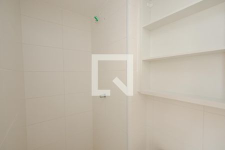 Apartamento para alugar com 37m², 2 quartos e sem vaga Apartamento para alugar com 37m², 2 quartos e sem vagaBanheiro