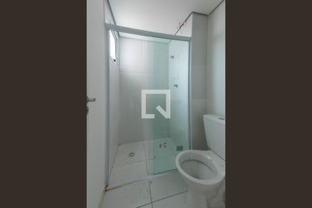 Banheiro de kitnet/studio para alugar com 1 quarto, 35m² em Vila Bela, São Paulo
