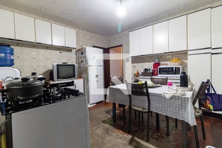 Casa à venda com 500m², 8 quartos e 5 vagasCozinha da Casa 4