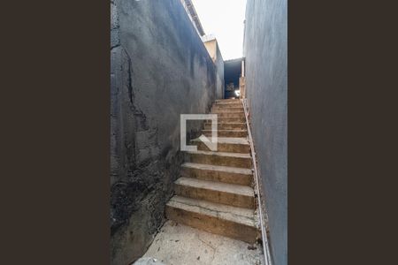 Casa à venda com 500m², 8 quartos e 5 vagasEscada da Casa 4