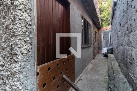 Casa à venda com 500m², 8 quartos e 5 vagasCorredor de Entrada da Casa 4