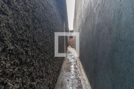 Casa à venda com 500m², 8 quartos e 5 vagasCorredor de Entrada da Casa 4