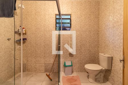 Casa à venda com 500m², 8 quartos e 5 vagasBanheiro da Casa 4